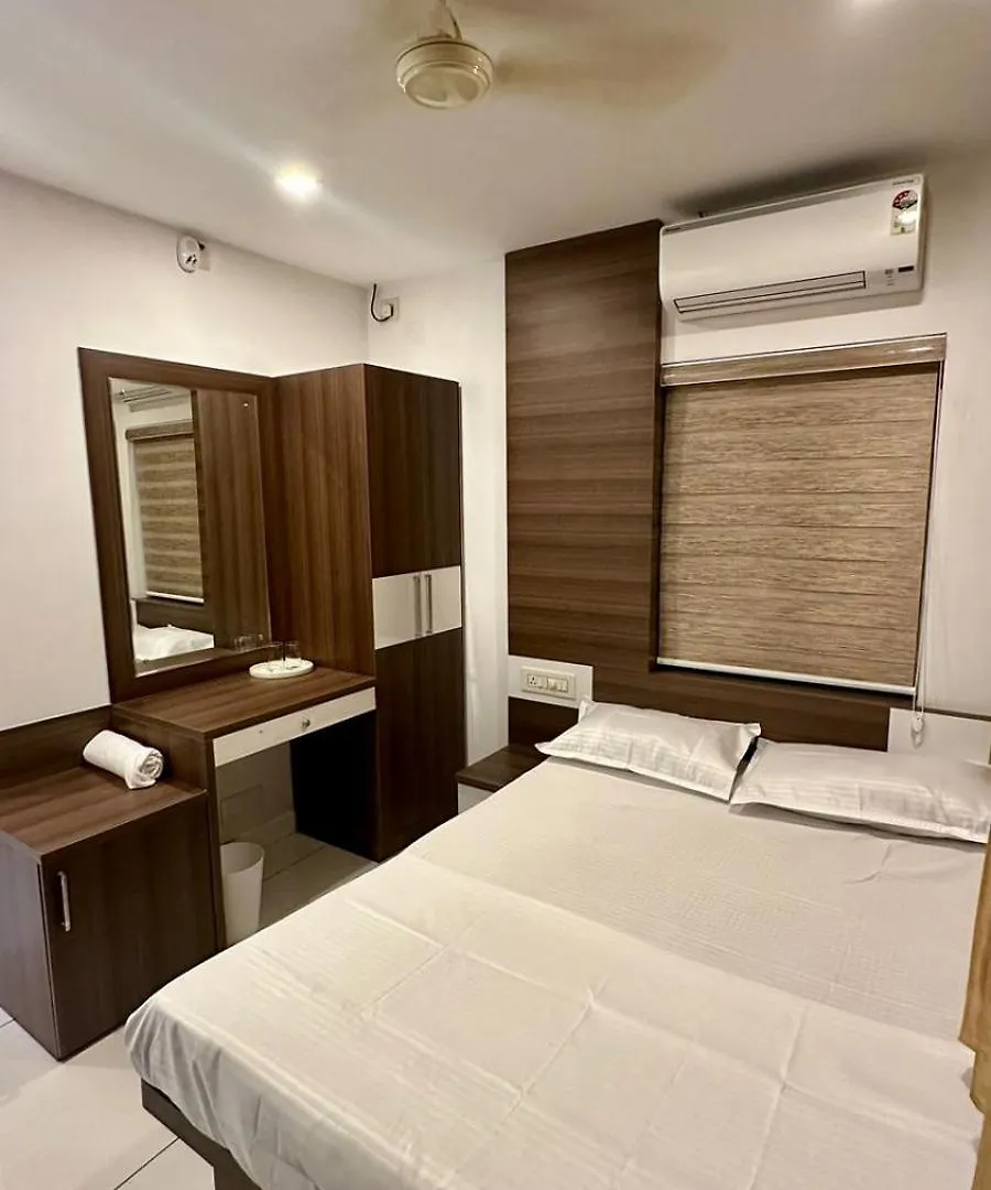 Nestlay Rooms Коччи